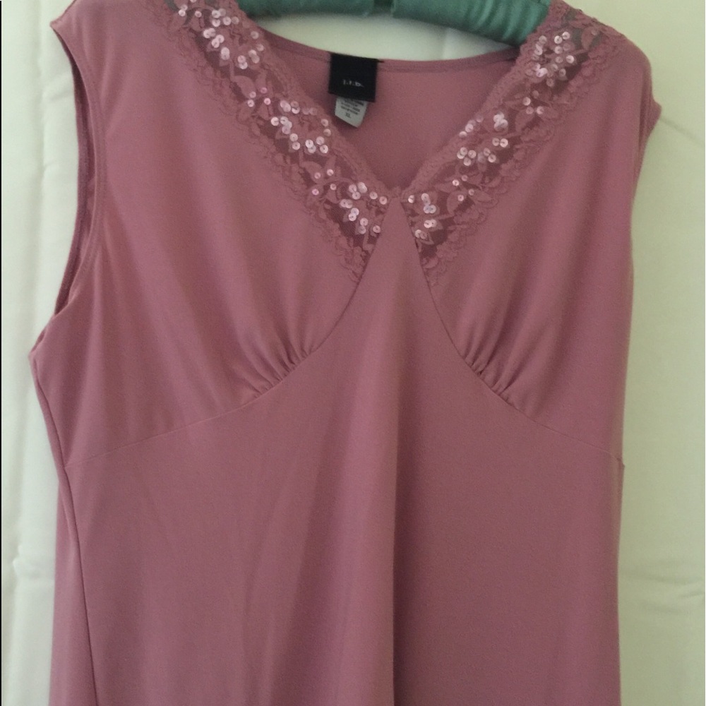 JTB women’s sequins trimmed tank size XL